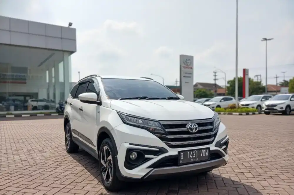 TOYOTA RUSH GR 1 5 AT 2022