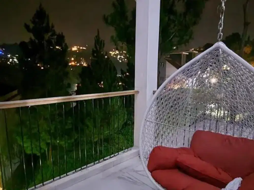 DIJUAL RUMAH VILLA MURAH SWIMMINGPOOL RESOR DAGO PAKAR BANDUNG