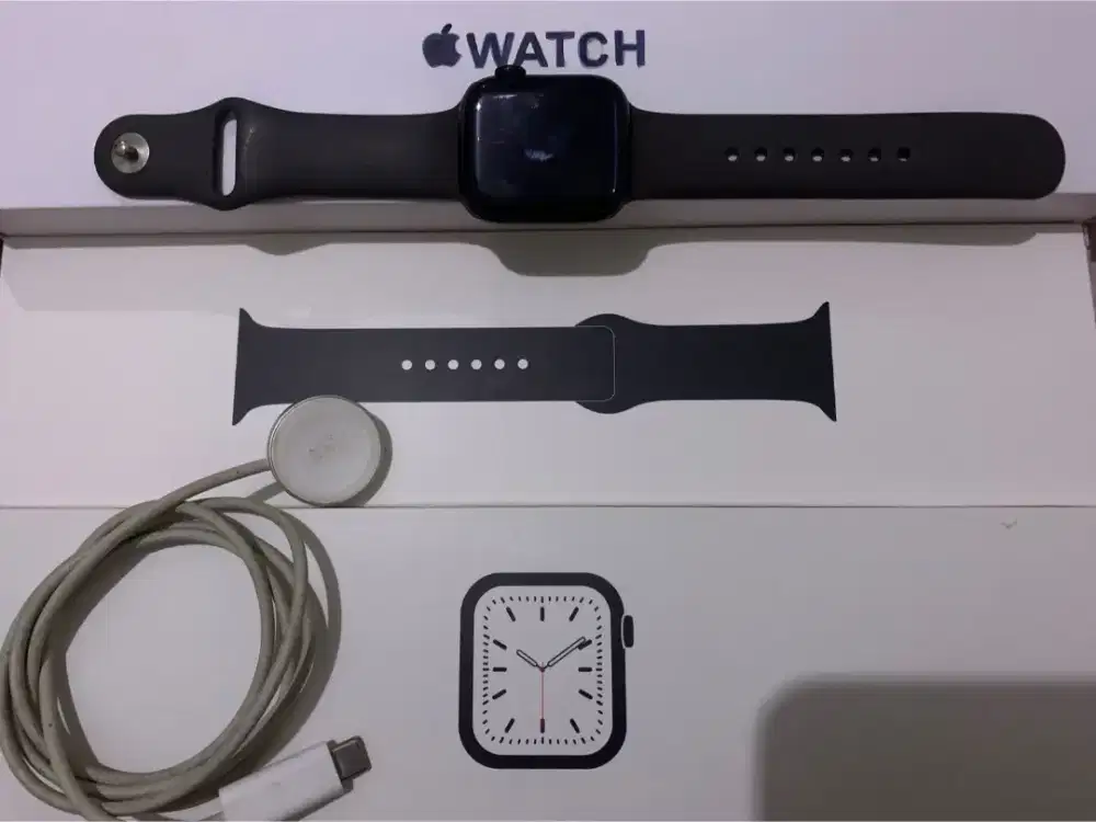 Jual Apple Watch series 7