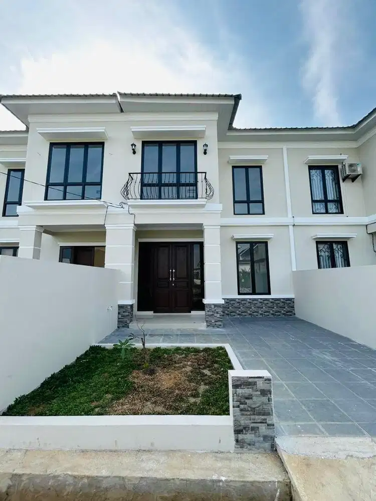 RUMAH 2 LANTAI DEKAT KAMPUS USU