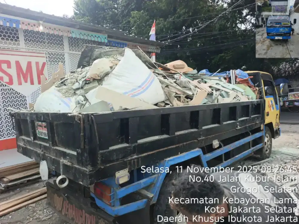 Jasa buang sampah dan puing