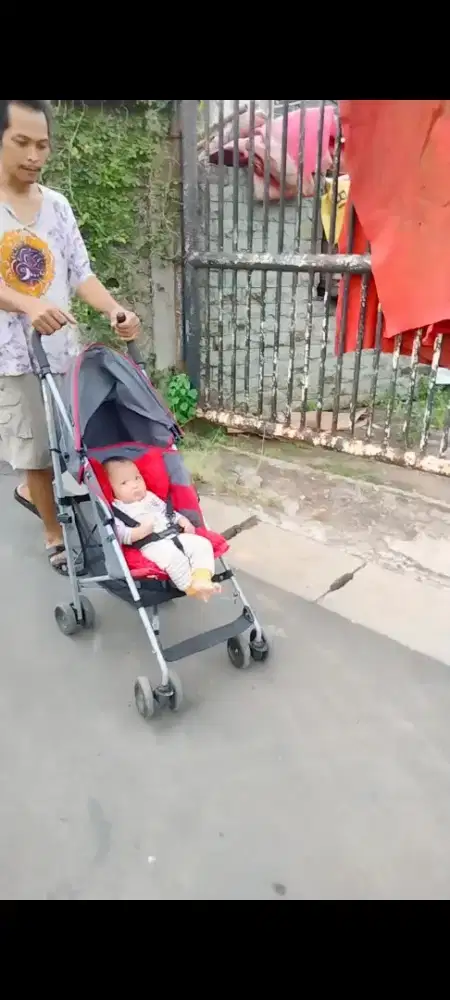 Stroller bayi roda berputar