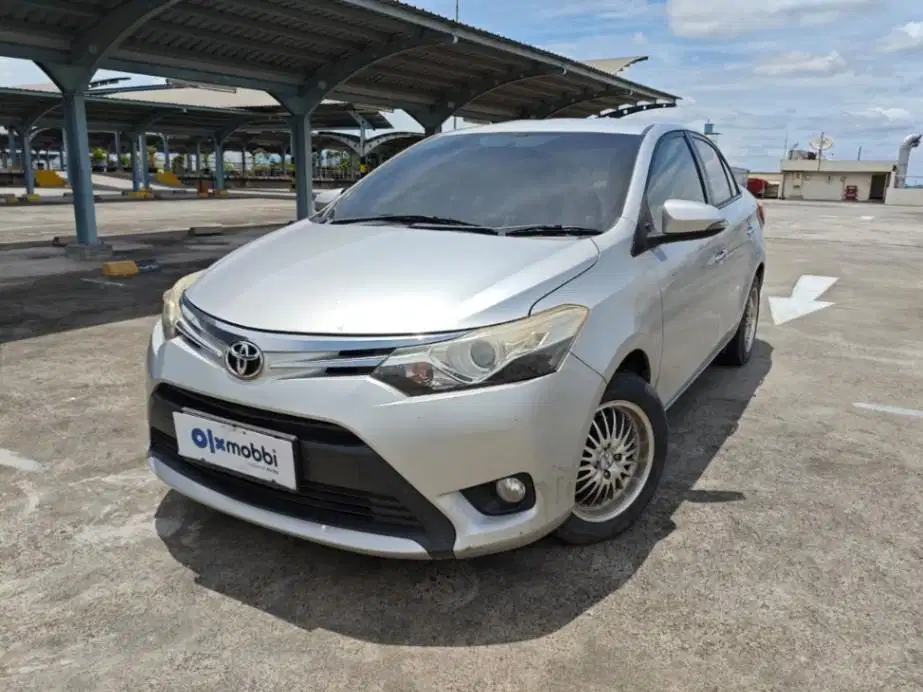 Pajak Panjang TDP 6JT - Toyota Vios 1.5 G Bensin-MT 2014 Silver