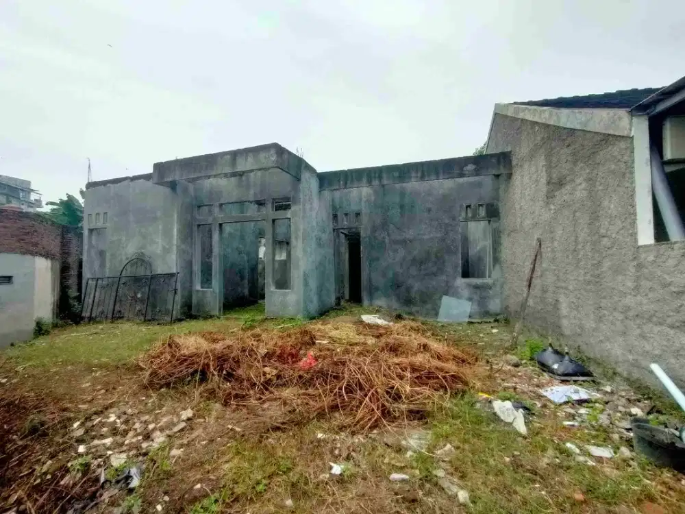 Tanah murah sudah bonus bangunan struktur 2lt di manyaran