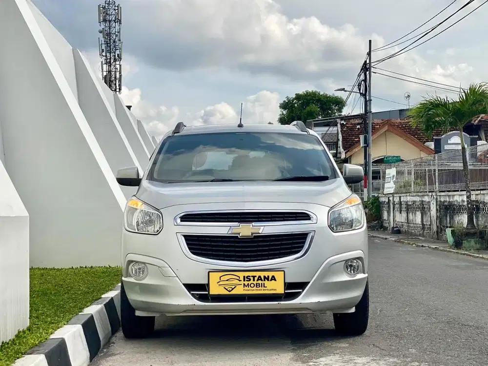 BEKAS RASA BARU! CHEVROLET SPIN 1.5 LTZ AUTOMATIC 2015 AT ACTIV BENSIN