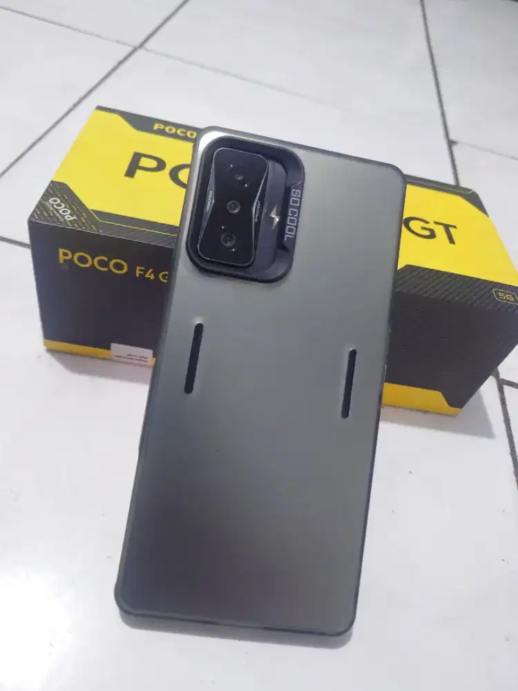 Poco f4 gt 12/256