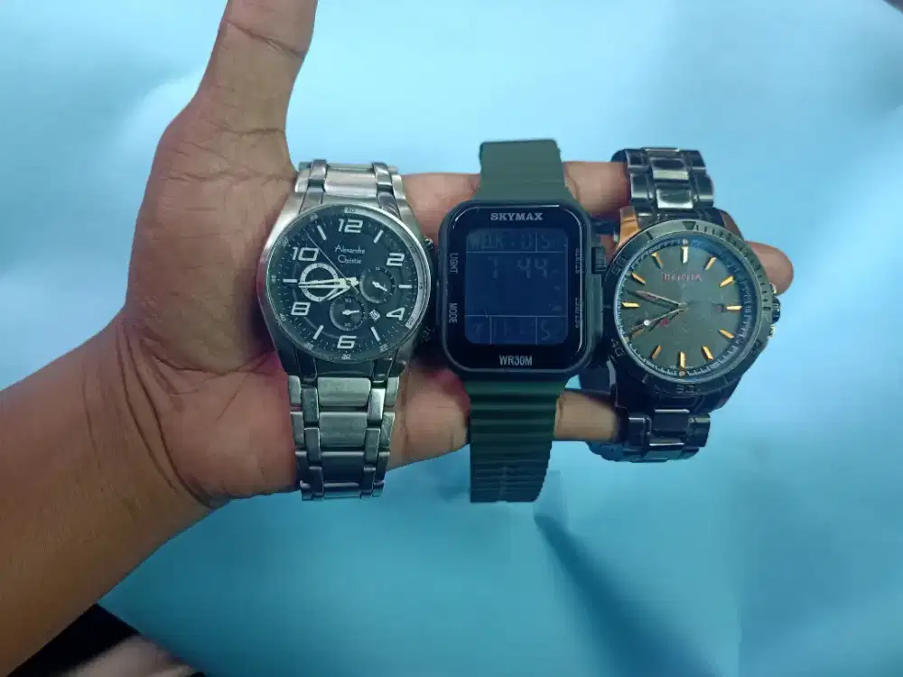 Di jual original ,asli dan tahan air no minus chek dan tes se puasnya