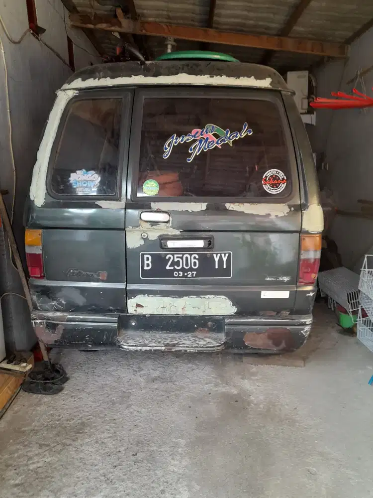 Suzuki Carry 1990 Bensin