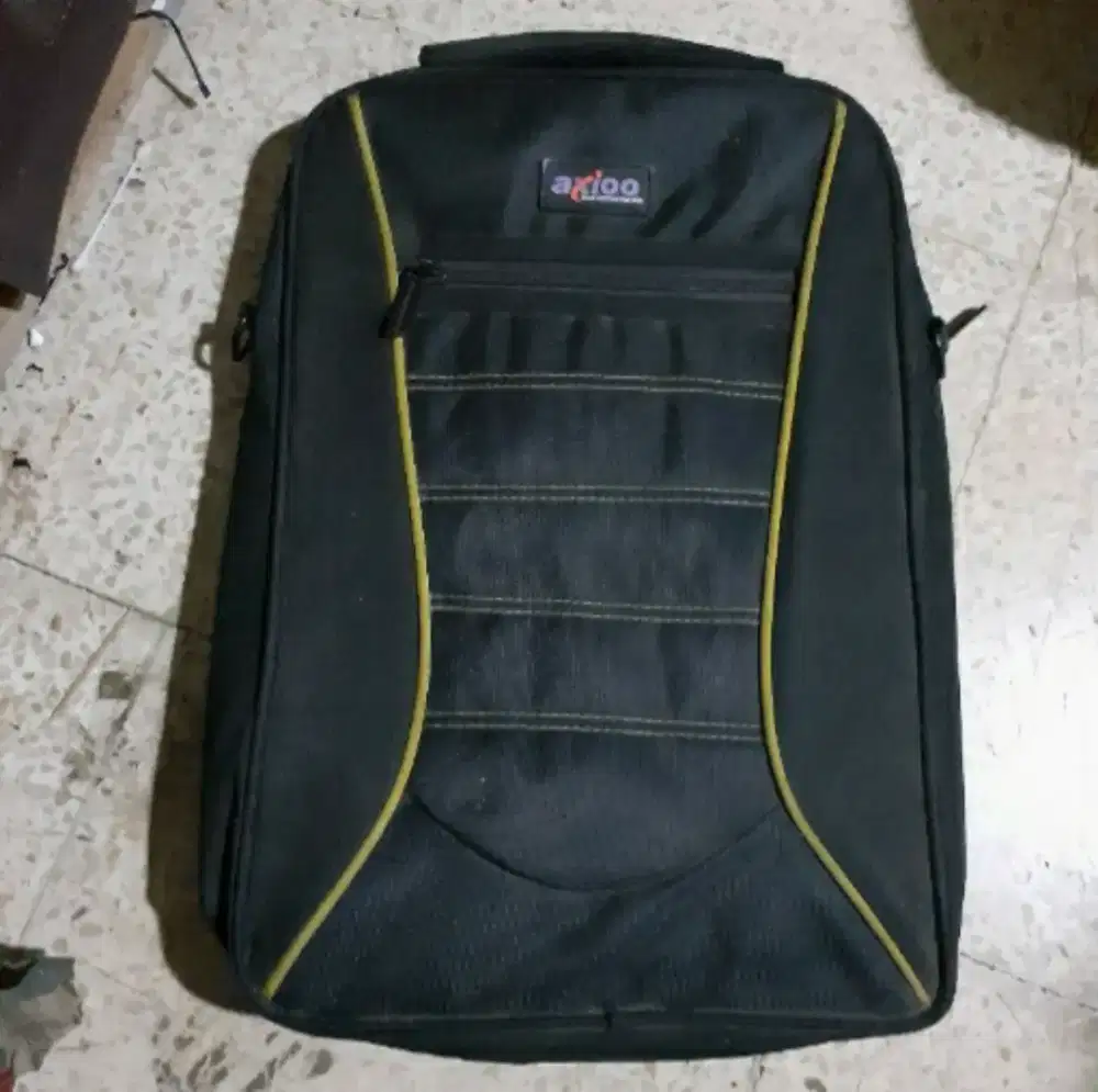 Tas ransel untuk laptop