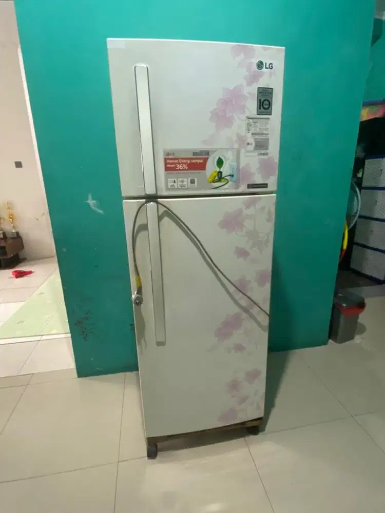 Kulkas 2pintu Merk LG
