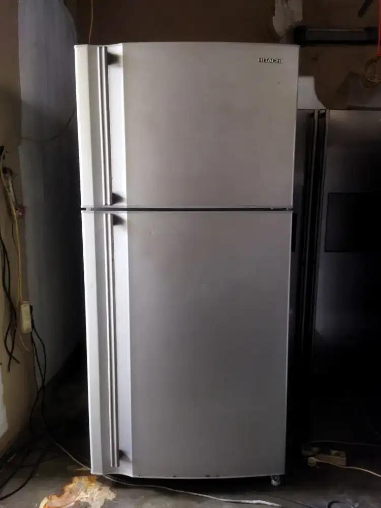 Kulkas Hitachi Super Jumbo 700L Mulus