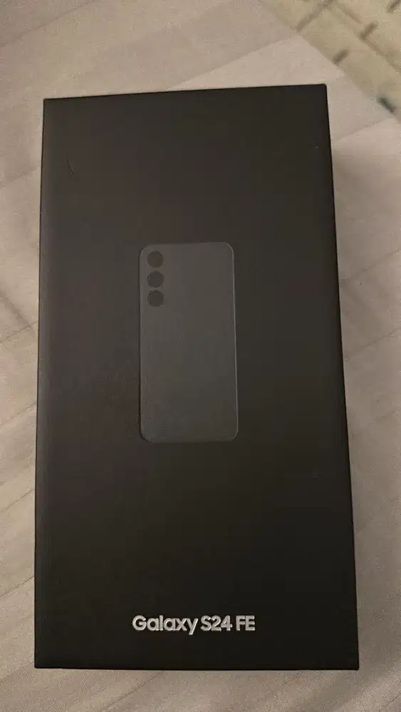 Samsung S24 FE 8/256 gb