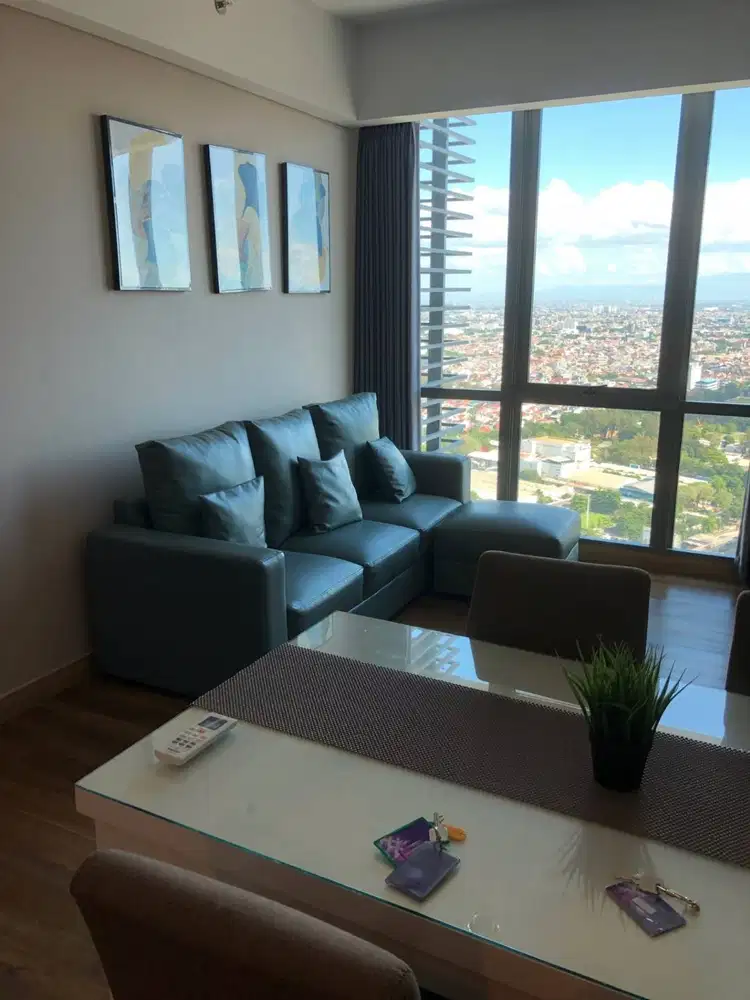 Holland Village Lantai Tinggi Hadap Selatan