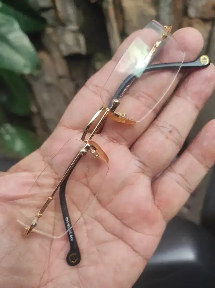 Antik kaca mata baca frameless merk Aigner orisinil full gold mulus
