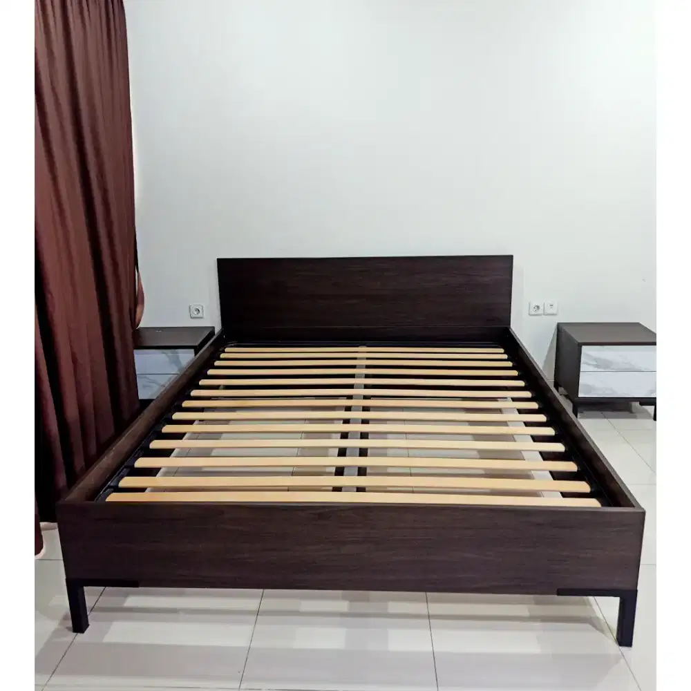 TEMPAT TIDUR INFORMA 180x200