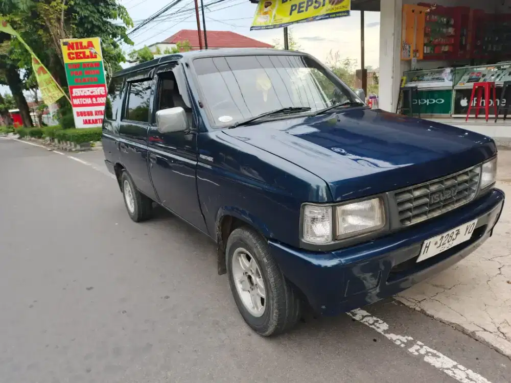 Isuzu Panther Royal 2.5 Dirrect injection Tahun 1997 ori kaleng breng