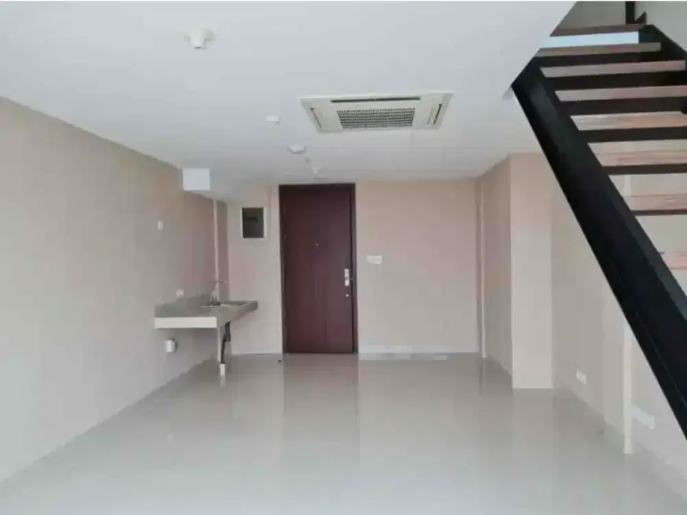 Disewakan Bizlofts Soho Kosongan Bisa Hunian Dan Kantor Connect Supermal. Karawaci