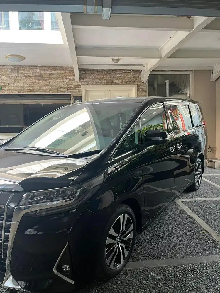 Alphard tangan pertama