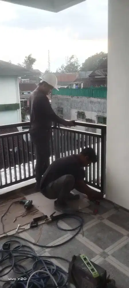 Bangun rumah bata plester cat rumah dll