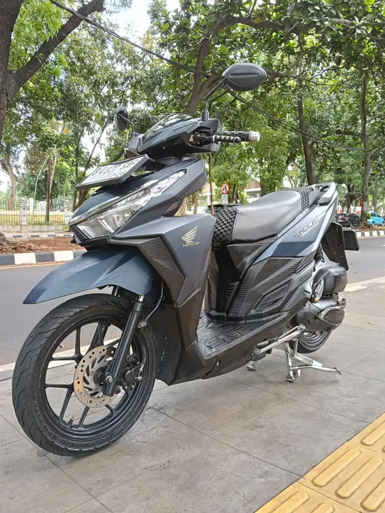 DIJUAL CASH HONDA VARIO 150 LED OLD THN 2016 PAJAK IDUP SIAP PAKAI