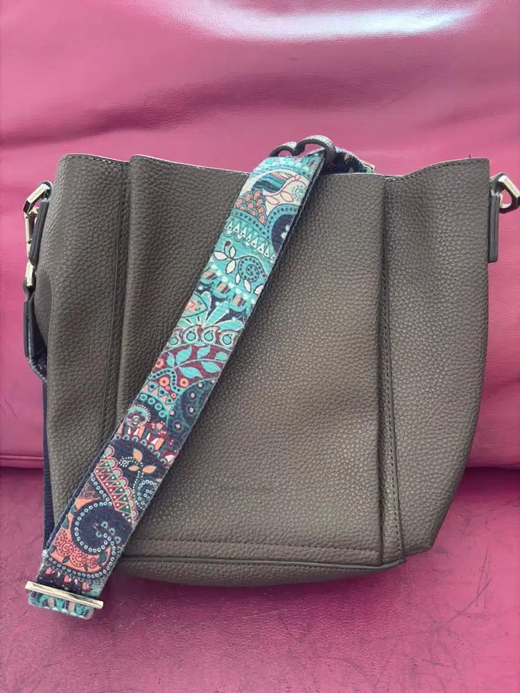 tas hushpuppies kulit original