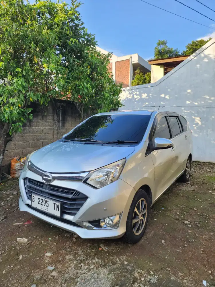 Sigra R Deluxe Matic 2016