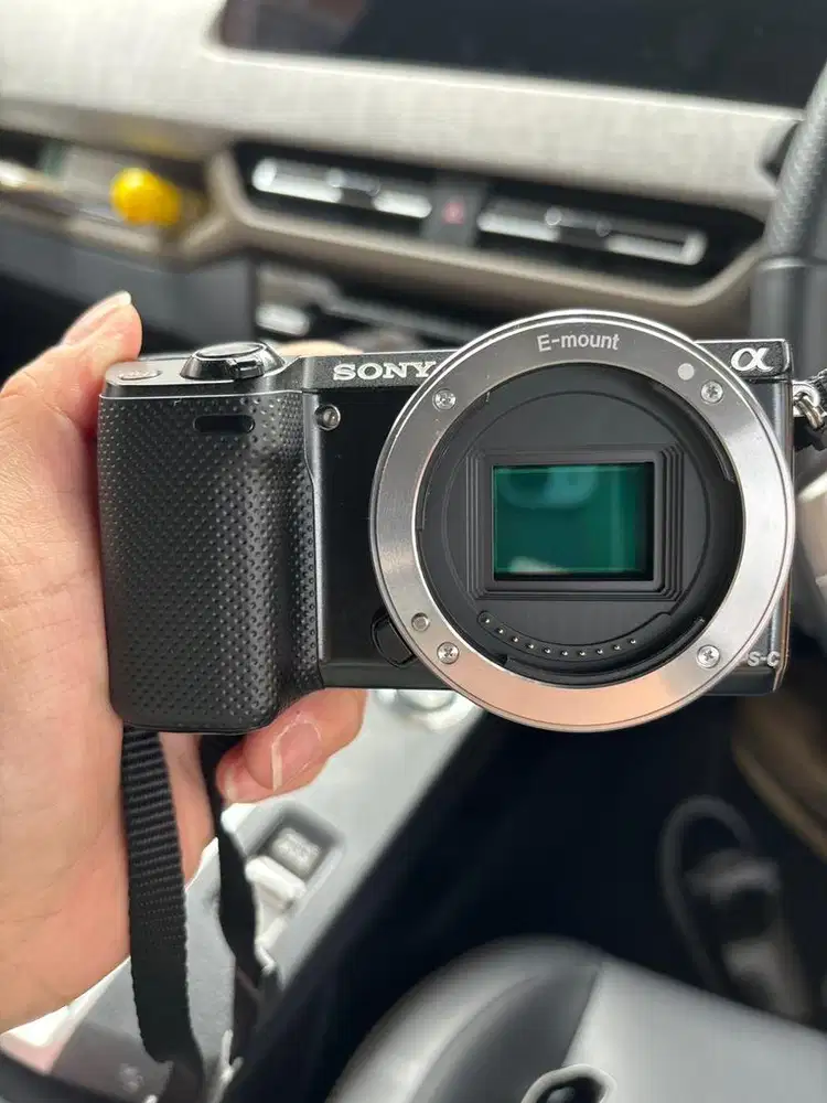 MIRRORLESS CAMERA SONY NEX 5T