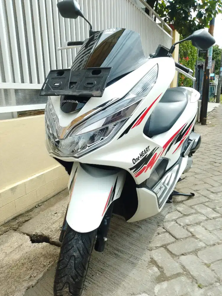 PCX ABS 2018 Putih