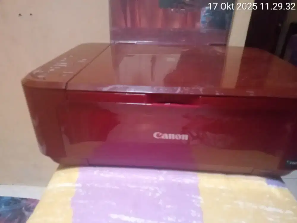 Printer canon warna merah