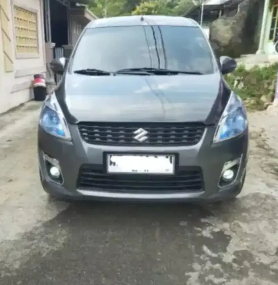 Suzuki Ertiga GL manual 2012