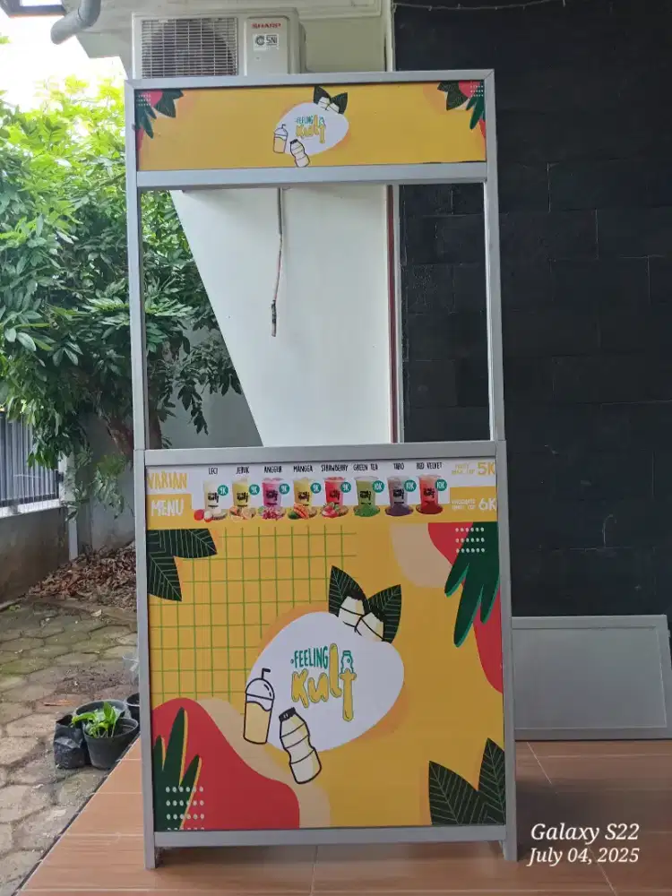 Meja booth jualan minuman