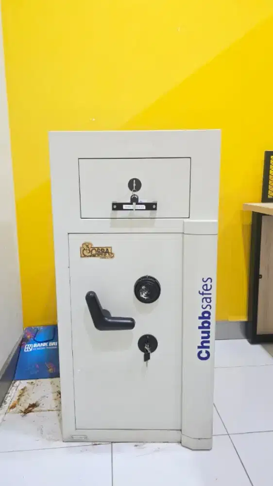 Brangkas chuppsafes cobra size 3