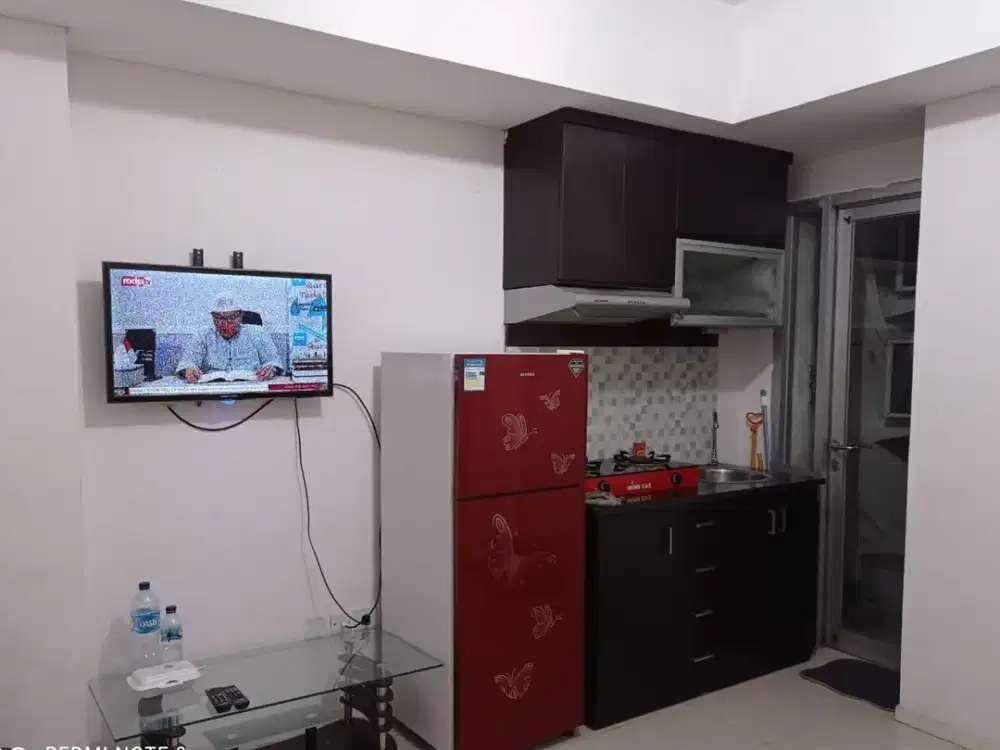 Apartemen Green Lake Sunter 2BR furnish, hadap timur, sertifikat bs KPA