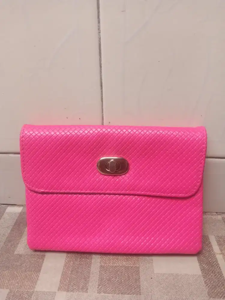 PRELOVED TAS REMAJA PINK FANTA TALI RANTAI