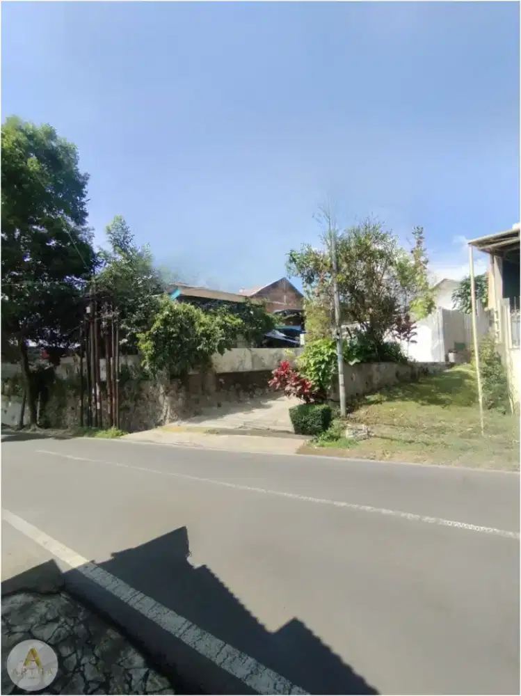 Tanah di Cigadung Raya  cocok buat kostan dan tempat usaha