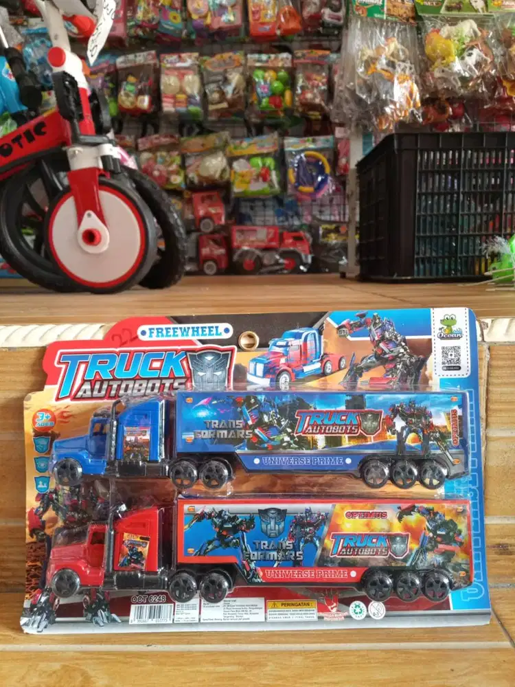 mainan anak truck autobots isi 2