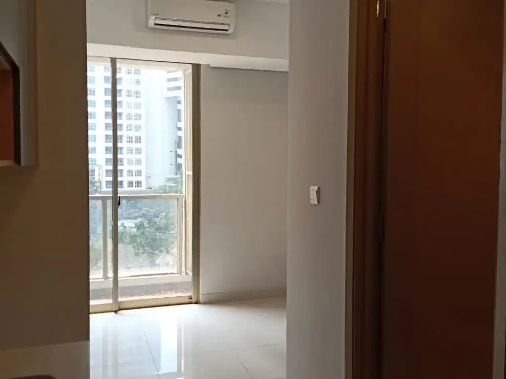 Studio Unfurnished Apartemen Taman Anggrek Residences - Jakarta Barat