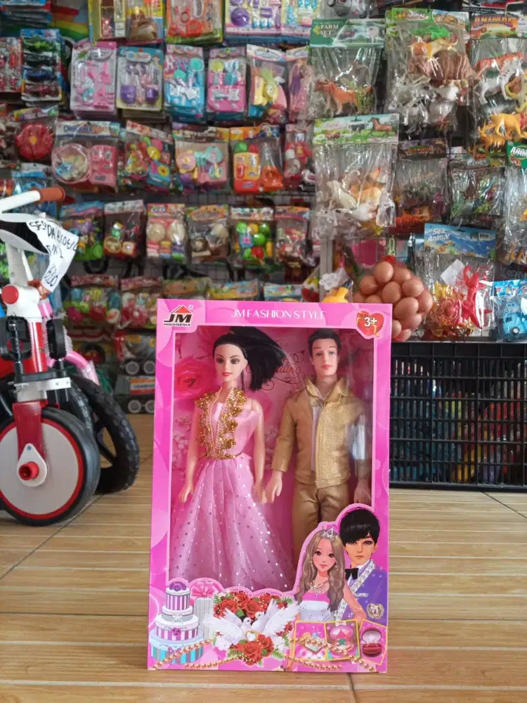 mainan anak brbi pasangan pengantin