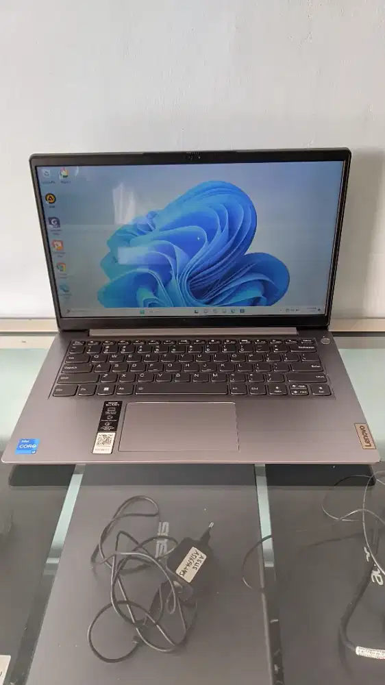 Ideapad slim 3 14itl06