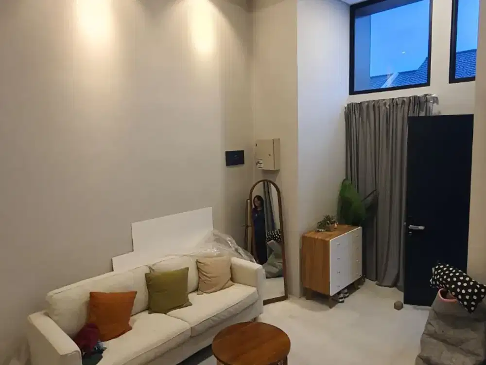 Hot Sale, Rumah Minimalis Dengan Desain Modern Di Kawasan Elite Kota Baru Parahyangan, Bandung