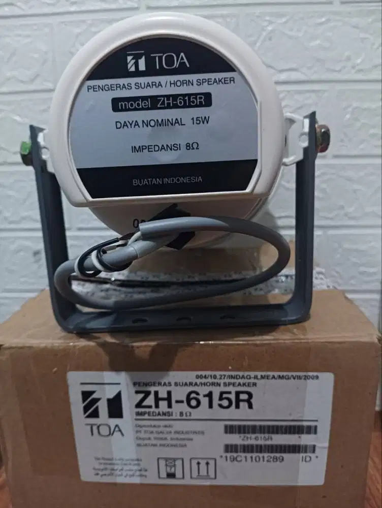 Ampli & Speaker  TOA Blom Pernah Dipakai