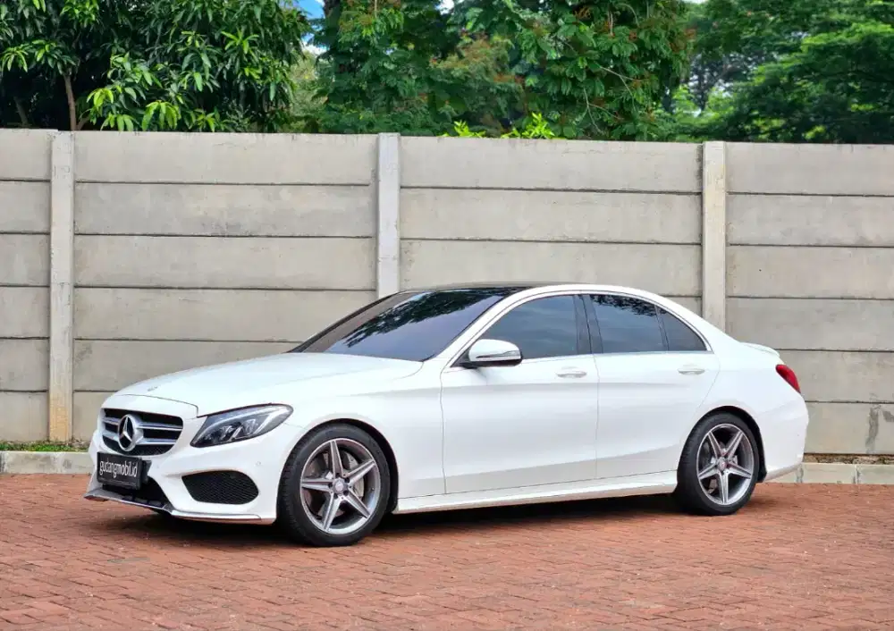 LOW ODO Mercedes Benz C250 AMG 2016