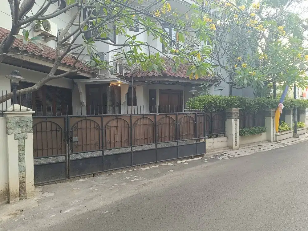 Disewakan rumah tinggal eks kantor