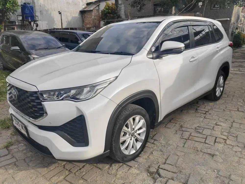Toyota Inova Zenix 2.0 V at th 2023