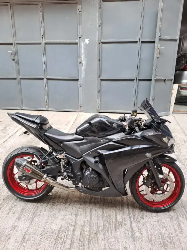Yamaha R25 Tahun 2015