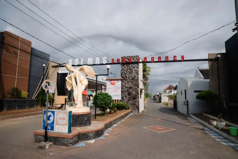 DIJUAL RUMAH SIAP HUNI - TENGAH KOTA