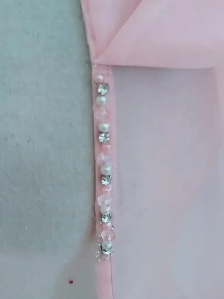 Menerima buat baju atau payet