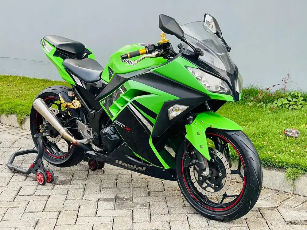 Kawasaki ninja250fh SE hijau 2013 ninja250 fi ninja 250 ninja250 fi