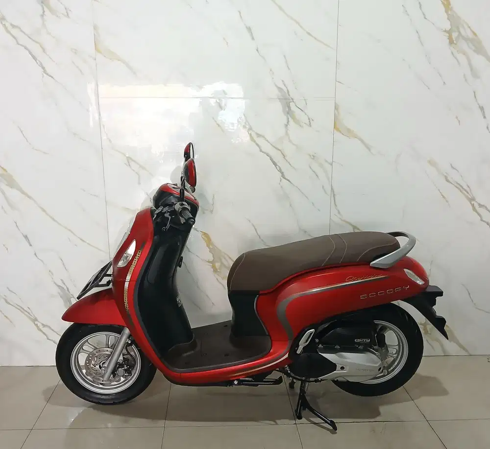 KM 8 RIBU, SCOOPY PRESTIGE KEYLESS 2023, SEPERTI BARU, MUHSHI MOTOR.