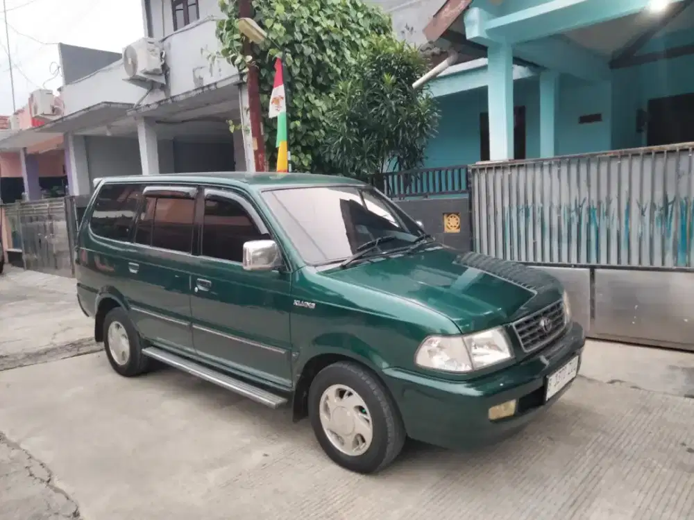 Kijang LGX EFI Bensin MT